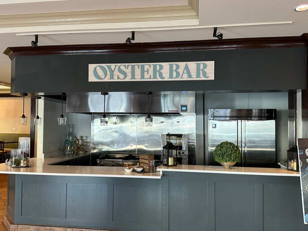 The Oyster Bar at Copeland's at Southlake - Kenneth Holland