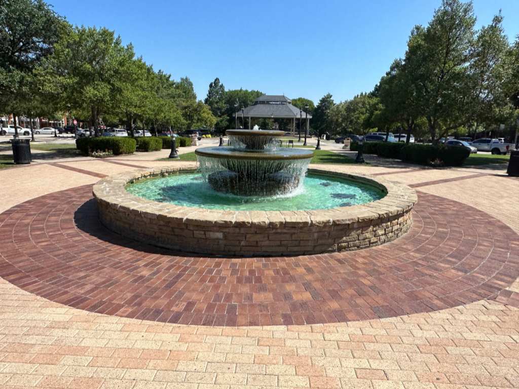Southlake Town Square Water Fountain - Kenneth Holland